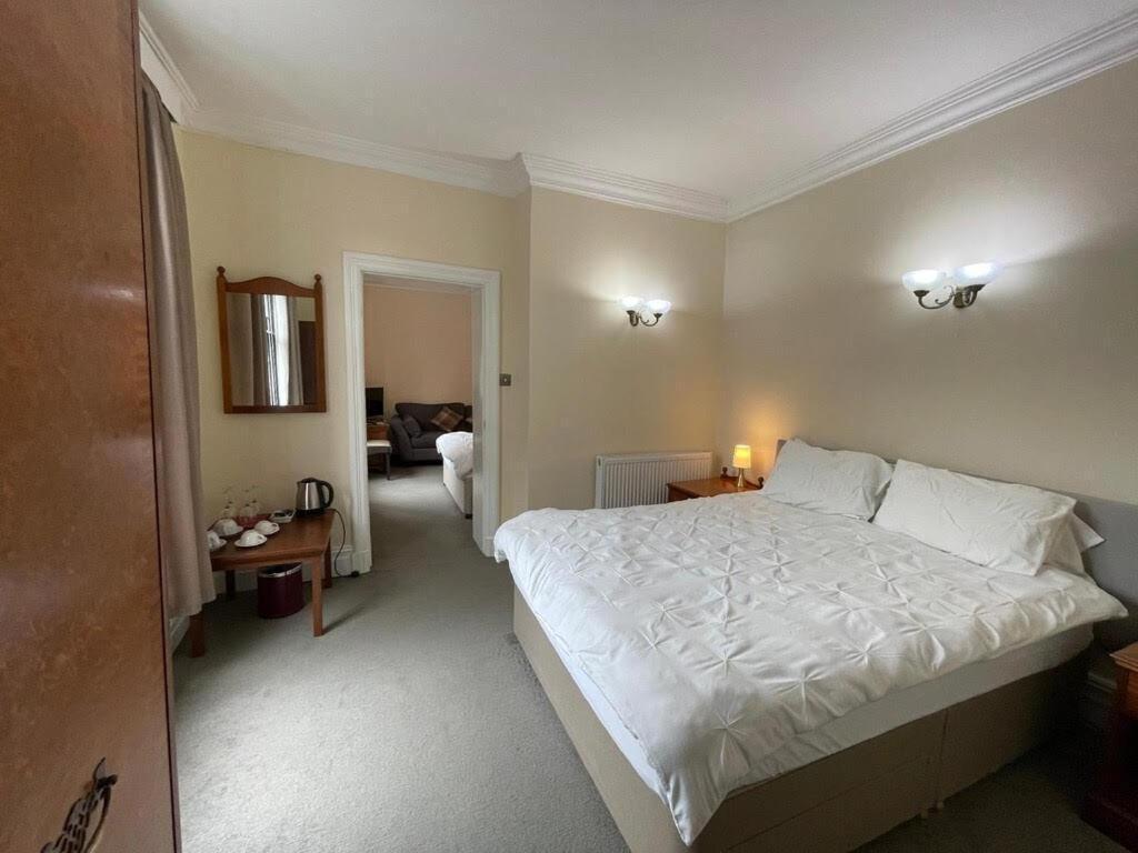 Milverton Hotel Manchester Zimmer foto
